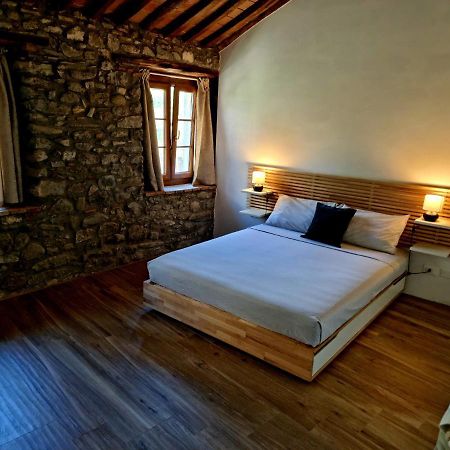 Agriturismo Il Castello Villa Borgo a Mozzano Eksteriør bilde